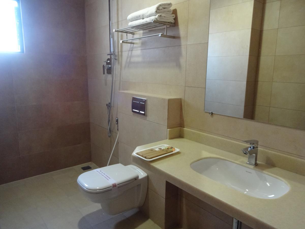 Hotel Shaans Tiruchirappalli Exterior foto