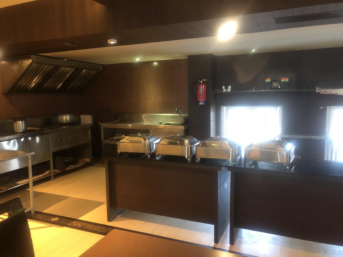 Hotel Shaans Tiruchirappalli Exterior foto