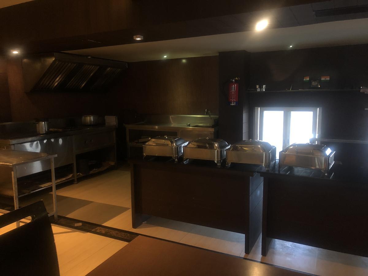 Hotel Shaans Tiruchirappalli Exterior foto